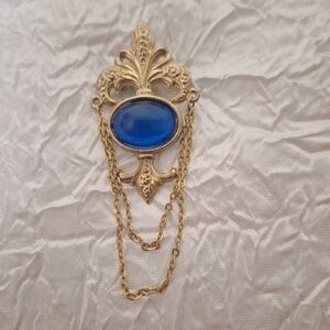 VTG Bergere Gold Tone Blue Lucite Chatelaine Style Fleur de Lis Brooch Pin